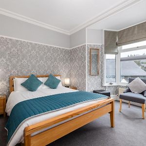 King-Size Double Room Ensuite